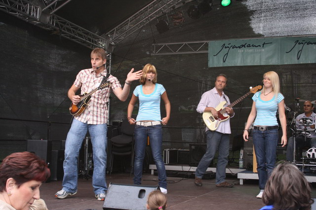 gal/2008/2008 Saitentwist Essen Original 23.08. Hirschlandplatz/2008 Saitentwist Essen Original 24.08. Hirschlandplatz 035.jpg